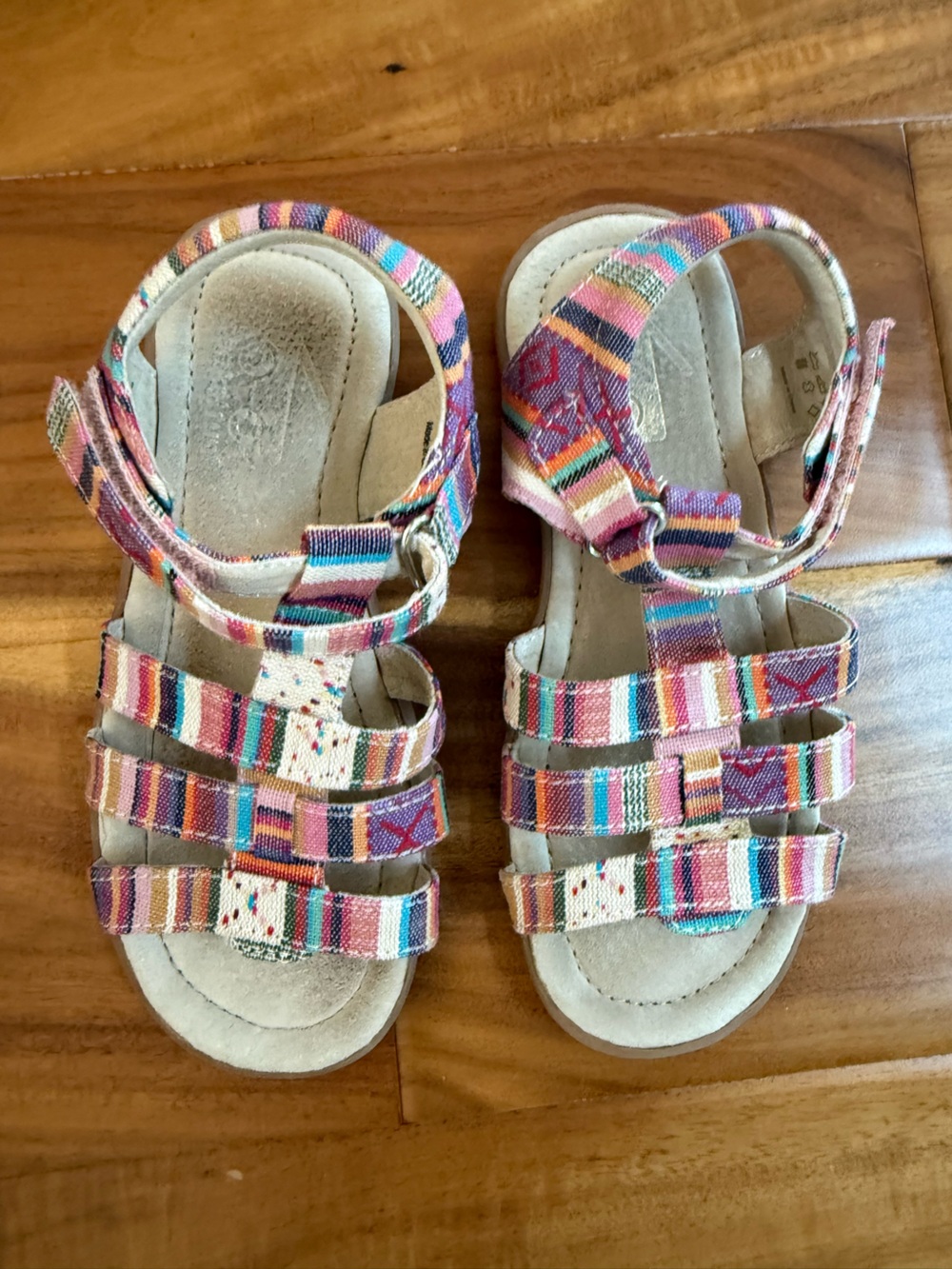 See Kai Run Fe Multicolor Strappy Sandals